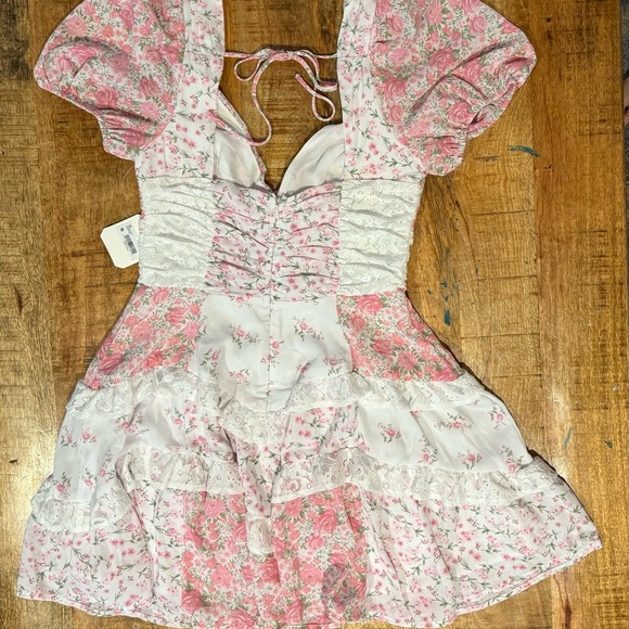 Altar’d State Floral Puff Sleeve Tiered Mini Dress Size Small NWT - Picture 9 of 14